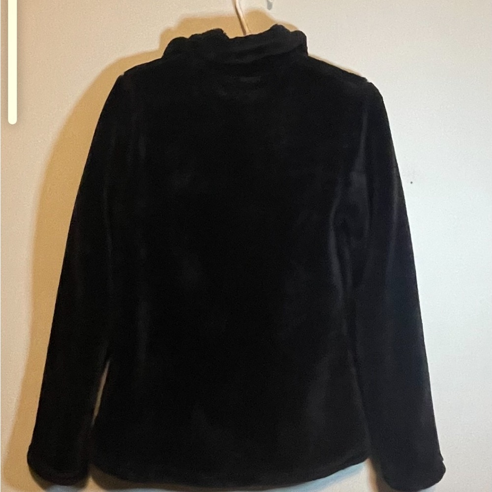 HEAT. Sweater, plush, black